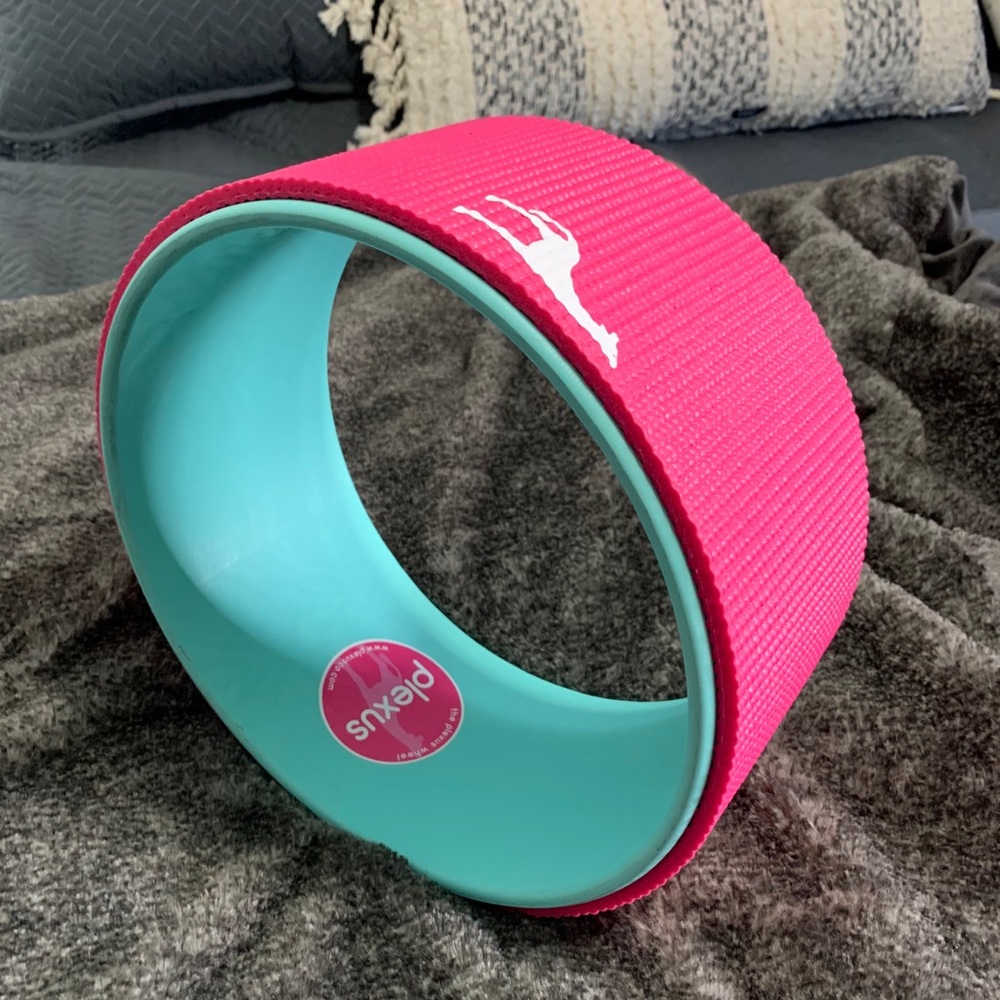 Plexus 10 inch yoga wheel